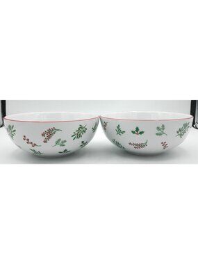 Bee & Willow Holiday Soup Cereal Bowls Set of 2 Holly Berry Ivy Green and Red
